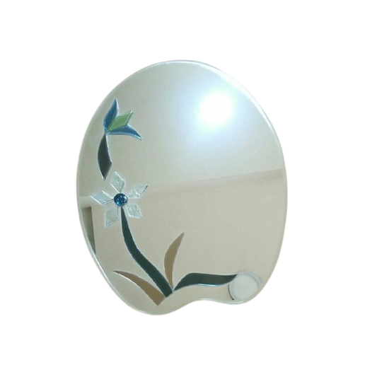 Tukudi Mirror